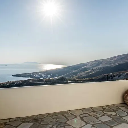 Amaryllis House - Tinos Kardhianí