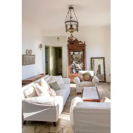Amaryllis House - Tinos
